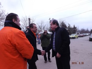Vasile Blaga întâmpinat de candidatul la Primăria Vâlcelele, G. Oroianu