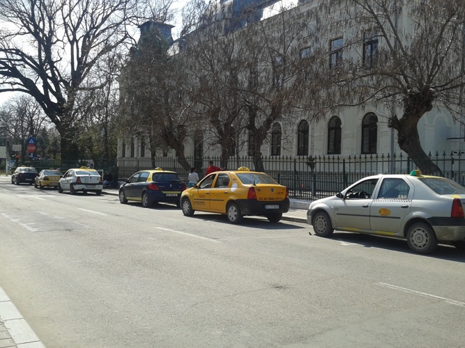Polițiștii au verificat legalitatea activităților de taximetrie, din Călărași