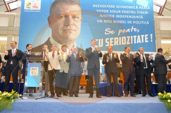 Klaus Iohannis şi-a lansat candidatura la preşedinţia României, la Călăraşi