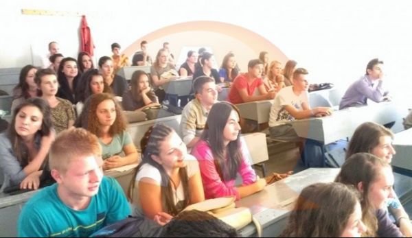 Elevi și studenți din Călărași, consilieri locali pentru o zi