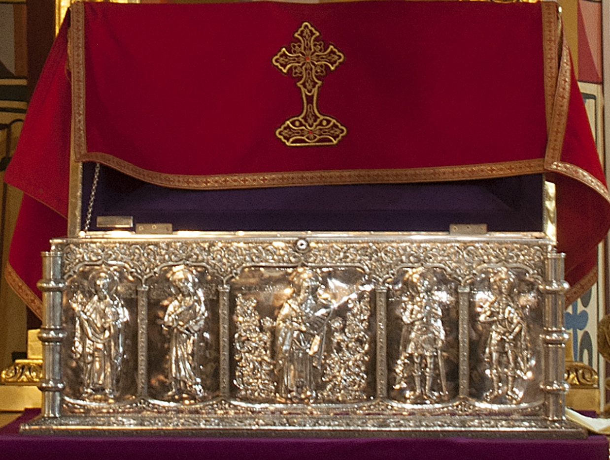 Sfintele Moaște ale celor 33 de Sfinți de la Catedrala Mitropolitană din Iași, aduse la Călărași