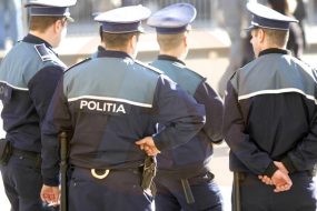 efective marite de polititi s